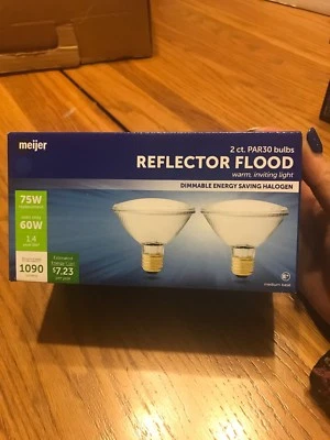 Reflector Flood Warm Inviting Light 2ct. PAR30 Bulbs 💡 Ships N 24h - Image 1 of 4
