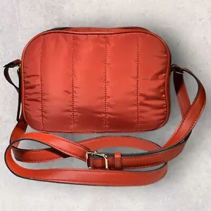 Violet Ray Eco Quilted Nylon Crossbody Travel Bag Handtasche Burnt Orange Roomy Soft! - Bild 1 von 11
