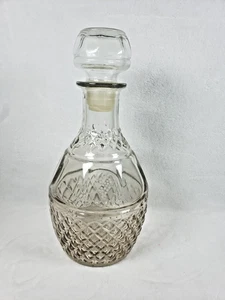 Crown Royal Vintage Etched Glass Wine Liquor Decanter Bottle 1qt Diamond Grapes - Picture 1 of 10