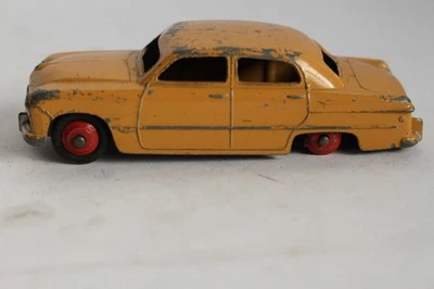 DINKY TOYS 170 Auto Ford Berlina Giocattoli (40869) - Immagine 1 di 4