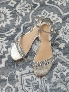 #guess #silver #sandals #flats #studds #summer #flops uk4/eu37 - Imagen 1 de 2