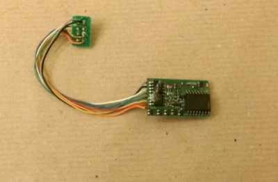 ROCO - DECODER 10738 - LASTREGELUNG  MIT 8 POL. STECKER - NEM 652 - GEPRUEFT-TOP - Bild 1 von 3