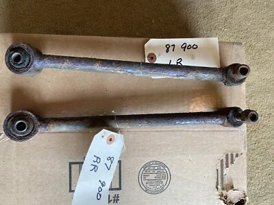 Brazos de arrastre (par) con casquillos para Saab 900 1986-93     Foto 1 de 4