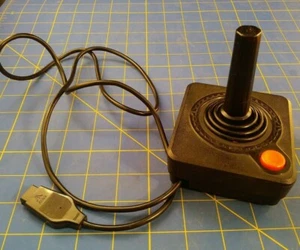 Atari 2600 Joystick Controller Original-Zubehör-Hersteller Atari CX-40 für Konsole Videospiel - Bild 1 von 12