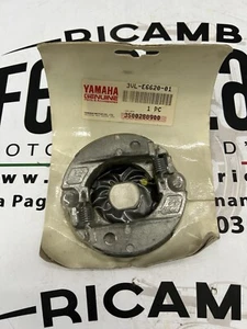 3VL-E6620-01 YAMAHA GRUPPO SUPPORTO FRIZIONE MBK BOOSTER YAMAHA BW’s ORIG YAMAHA - Imagen 1 de 2