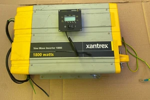XANTREX PROsine SINE WAVE INVERTER 1800i  1800watts 12v TESTED - Picture 1 of 8