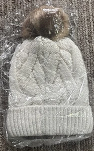 New Chaos Girls Crisscross Knit Cuffed Fleese Lined cream beanie - Picture 1 of 6