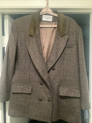 复古 International Scene 羊毛格子麂皮绒领双排扣西装外套棕色 16 — 第 1/4 张图片