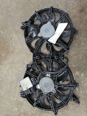 Conjunto de ventilador de motor de ventilador de radiador compatible con 14-19 INFINITI Q70 1131233 Foto 1 de 4