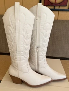 DIXIE WOMEN'S KNEE-HIGH COWBOY BOOTS. SIZE: 7.5M WHITE BLOCK HEEL INSIDE ZIPPER - Picture 1 of 6