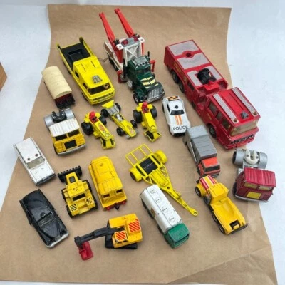 19x Matchbox / Modellautos Konvolut – Vintage Baufahrzeuge, Rennwagen, Trucks - Bild 1 von 4