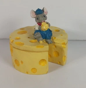 Caja de recuerdo de queso para comer ratón caídas cañón medio oeste alegre mousetales vintage - Imagen 1 de 9