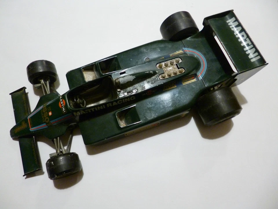 BURAGO LOTUS MARTINI (COD. 2106) F1 IN CONDIZIONI DISCRETE SCALA 1/14 - Immagine 1 di 1