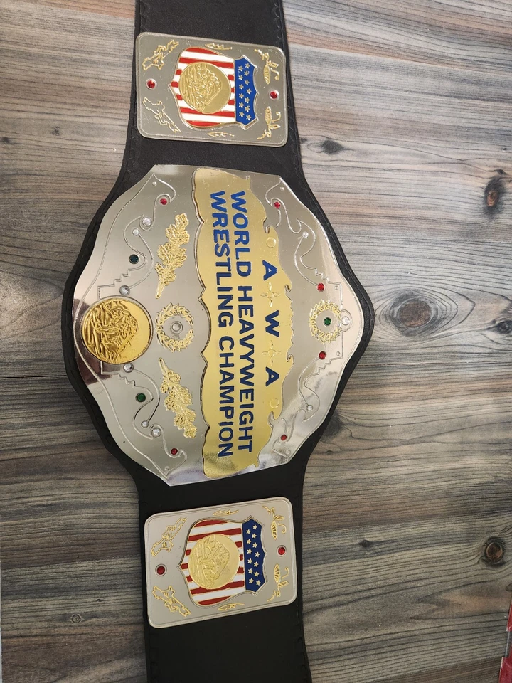 Cinturón AWA Auténtico Campeonato de Lucha Adulto Foto 1 de 2