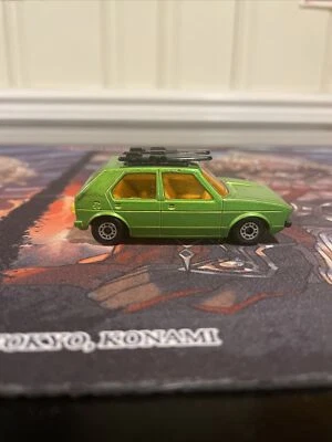 VW Golf vintage Lesney Matchbox 1976 superrápido n.º 7 verde con ambas tablas de surf Foto 1 de 4