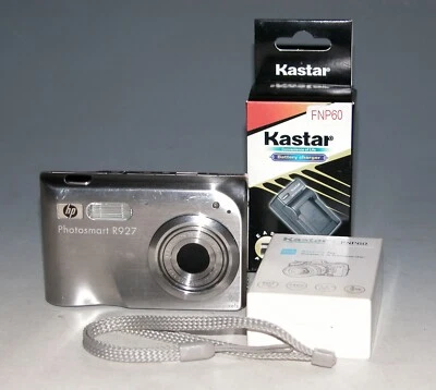 HP Photosmart R927 8MP Digital Camera #10HQ - Image 1 of 4