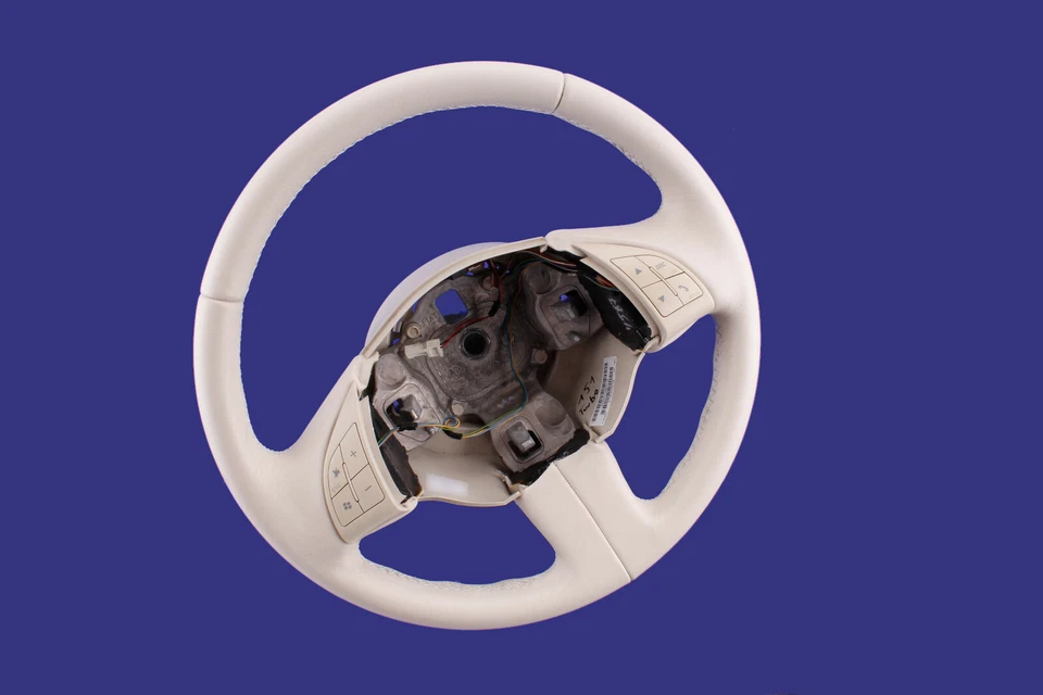 Lenkrad beziehen mit Leder für Fiat 500 JAHR 2008 Elfenbein McarStyling - Bild 1 von 4