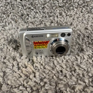 Kyocera Yashica EZ Digital 4033 4.2MP Kompakt Digitalkamera - Silber - Ungetestet - Bild 1 von 9