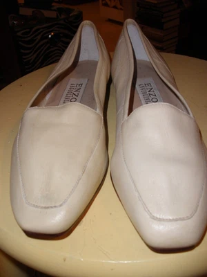 Zapatos planos Enzo Angiolini de cuero marfil suave punta cuadrada Liberty 6 M Foto 1 de 4