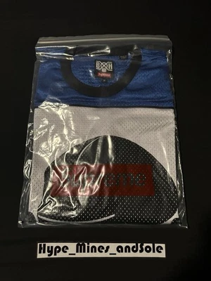 Nueva camiseta Supreme Bounty Hunter de malla para moto blanca mediana FW23 Foto 1 de 4