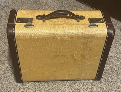 VINTAGE 1940's TWEED SUITCASE tan W/Leather & Brass Trim 15”12”x6” - Image 1 of 4