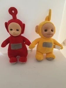 Teletubbies Bundle 2015 Talking Red Po & La La 10” Peluche Usato Ottimo Regalo - Foto 1 di 7