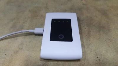 Vodafone R218 Mobile Wifi HOTSPOT Dongle Internet DNGL38 - Immagine 1 di 4