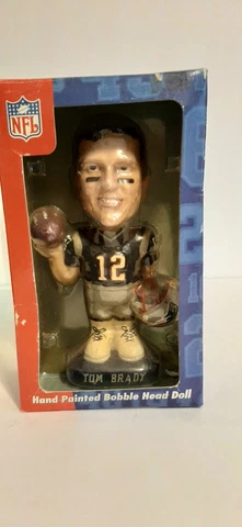 Tom Brady New England Patriots QB Club  Bobblehead Cover
