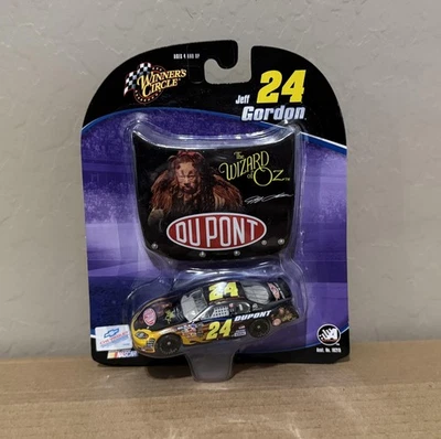 2004 Jeff Gordon Dupont The Wizard Of Oz 1:64 scale car WC Winners Circle - Image 1 of 2