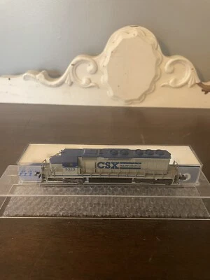 KATO 176-209 SD40 CSX Transportation #8323 N-Scale Fast Shipping NIB NOS - Image 1 of 4