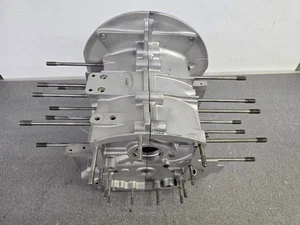 ORIGINAL 1956 PORSCHE 356A 2 PIECE 1600 ENGINE CASE MATCHING NUMBER FOR DISPLAY - Picture 1 of 13