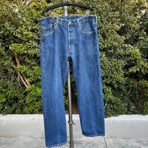 Jeans Levi’s 501 de mezclilla azul vintage 2003 hechos en Estados Unidos - Imagen 1 de 9