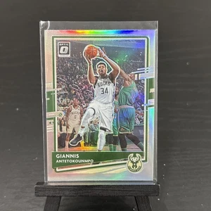 Giannis Antetokounmpo 2020-21 Panini Donruss Optic Bucks Silver Prizm #29 - Bild 1 von 3