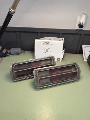 Пара задних фонарей 1976-77 Plymouth Volare - Изображение 1 из 4