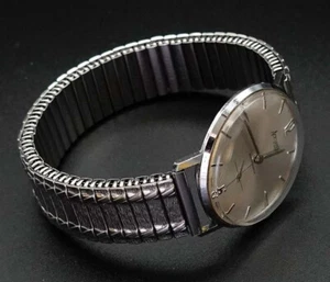 Accurist Swiss 21 Jewels Shockmaster Aufziehuhr mit Fixo Flex Armband Strap - Bild 1 von 9
