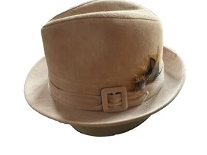Dobbs Fedora - Beige Suede - Never Worn - Size 7.25 - Excellent Condition - Picture 1 of 14