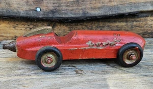 Vintage 1940s Wood Monogram's Model CO2 Toy Race Car Red 8 Racer Tether A4 - Picture 1 of 9