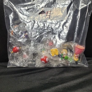 Bag Of 12 Super Mario Bros Mini Figures/Cake Toppers - Picture 1 of 4