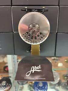 ABEL 2/3 TR Fliegenrolle Platinum Ebony Griff - Streams of Dreams Fliegenshop - Bild 1 von 2