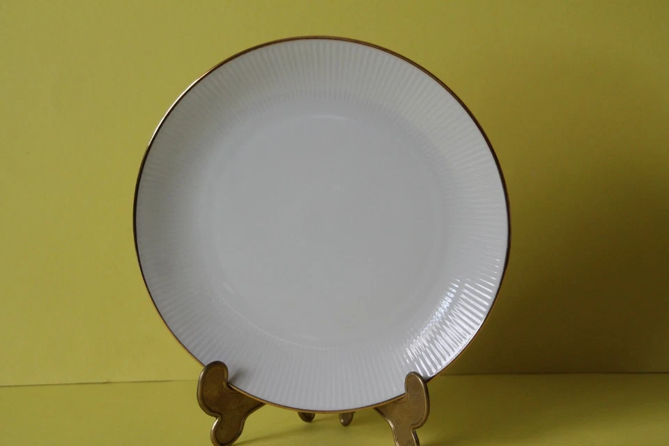 Seltmann Weiden Monika Weiss mit Goldrand Kuchenteller Teller 19,3 cm  - Bild 1 von 1