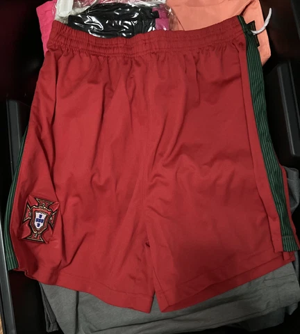 MEN'S PORTUGAL NATIONAL SHORTS FOOTBALL SOCCER SIZE S Cover