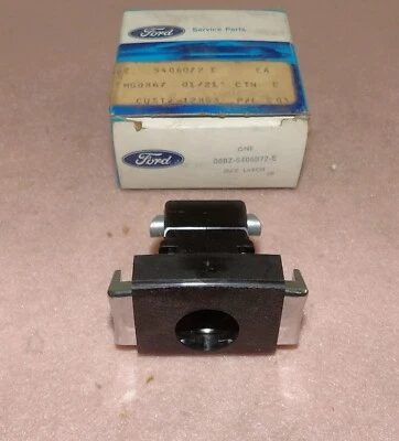 Ford Mustang Cobra Mercury Capri 1979-1983 nuevo panel de instrumentos guantera pestillo Foto 1 de 4