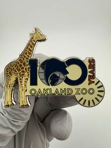 Oakland Zoo 100 Years Enamel Lapel Pin - Imagen 1 de 6