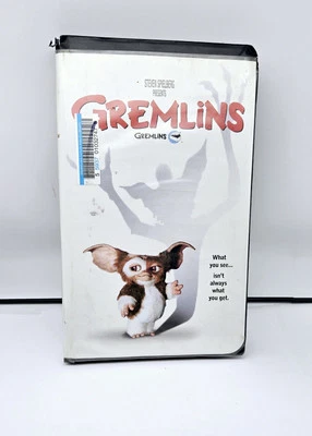 Gremlins (1984) Joe Dante Gizmo Horror Classic Comedy VHS Black Clamshell - Image 1 of 3