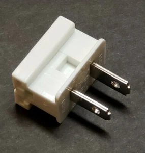 WHITE SLIDE ON TYPE LAMP PLUG POLARIZED 18/2 SPT1 LAMP CORD NEW 48555WJB - Picture 1 of 6