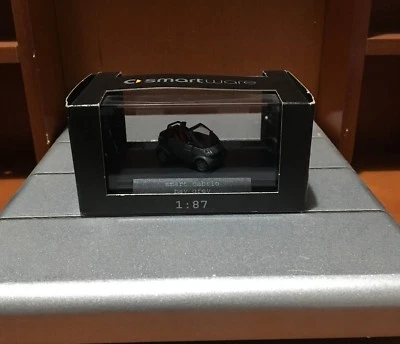 SMART CABRIO 1:87 0012447V001C53Q00 GRIGIA - Immagine 1 di 2