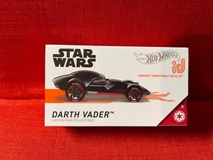 STAR WARS DARTH VADER LIMITED RUN COLLECTIBLE ID Hot Wheels 1/64 - Foto 1 di 2