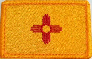 New Mexico Flag Embroidered Iron-On Patch Biker Military Emblem Gold Border - Imagen 1 de 1