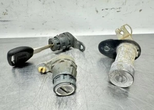 1997-2001 HONDA CRV  CR-V REAR TRUNK & DOOR LOCK CYLINDER w/ 1 KEY USED OEM! - Picture 1 of 1