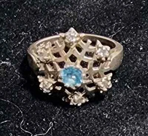 .925 Silver 3.46 Grams Ring Size 5 1/2 - Picture 1 of 4